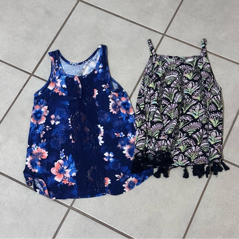 Justice Girls Kids‎ Sleeveless Floral Print Blouses size 6/7.